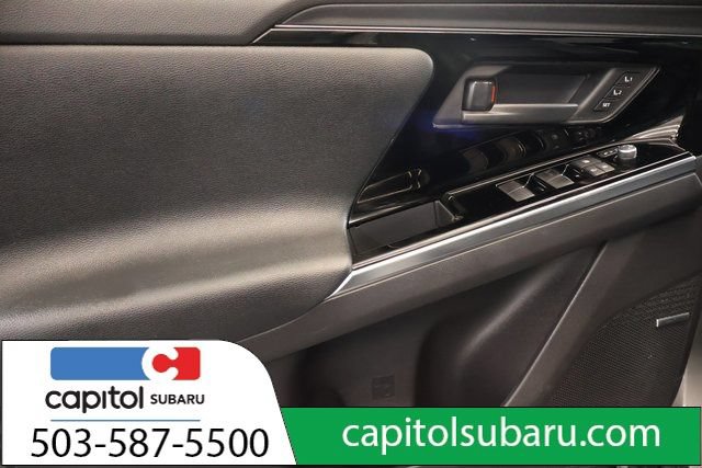 Used 2023 Subaru Solterra AWD image 10