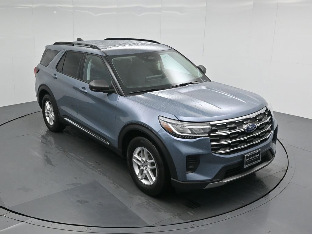 Certified 2025 Ford Explorer Active image 38