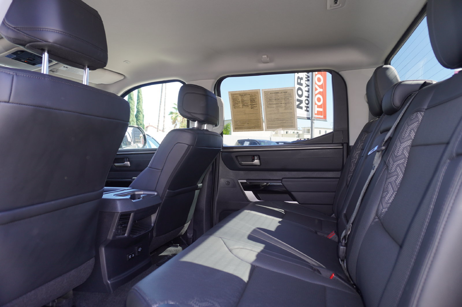 Used 2023 Toyota Tundra Limited w/ TRD Off-Road Package AWD/4WD image 8