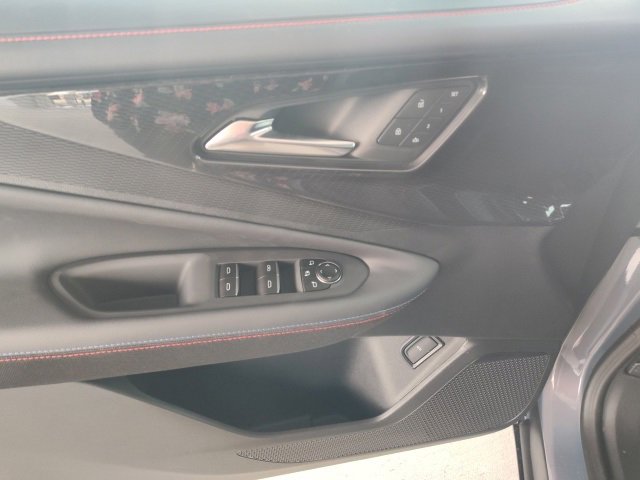 New 2025 Chevrolet Blazer EV RS image 37