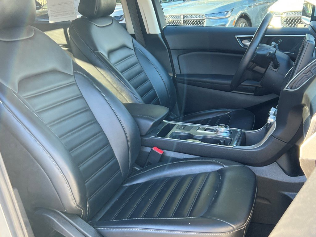 Used 2022 Ford Edge SEL image 10