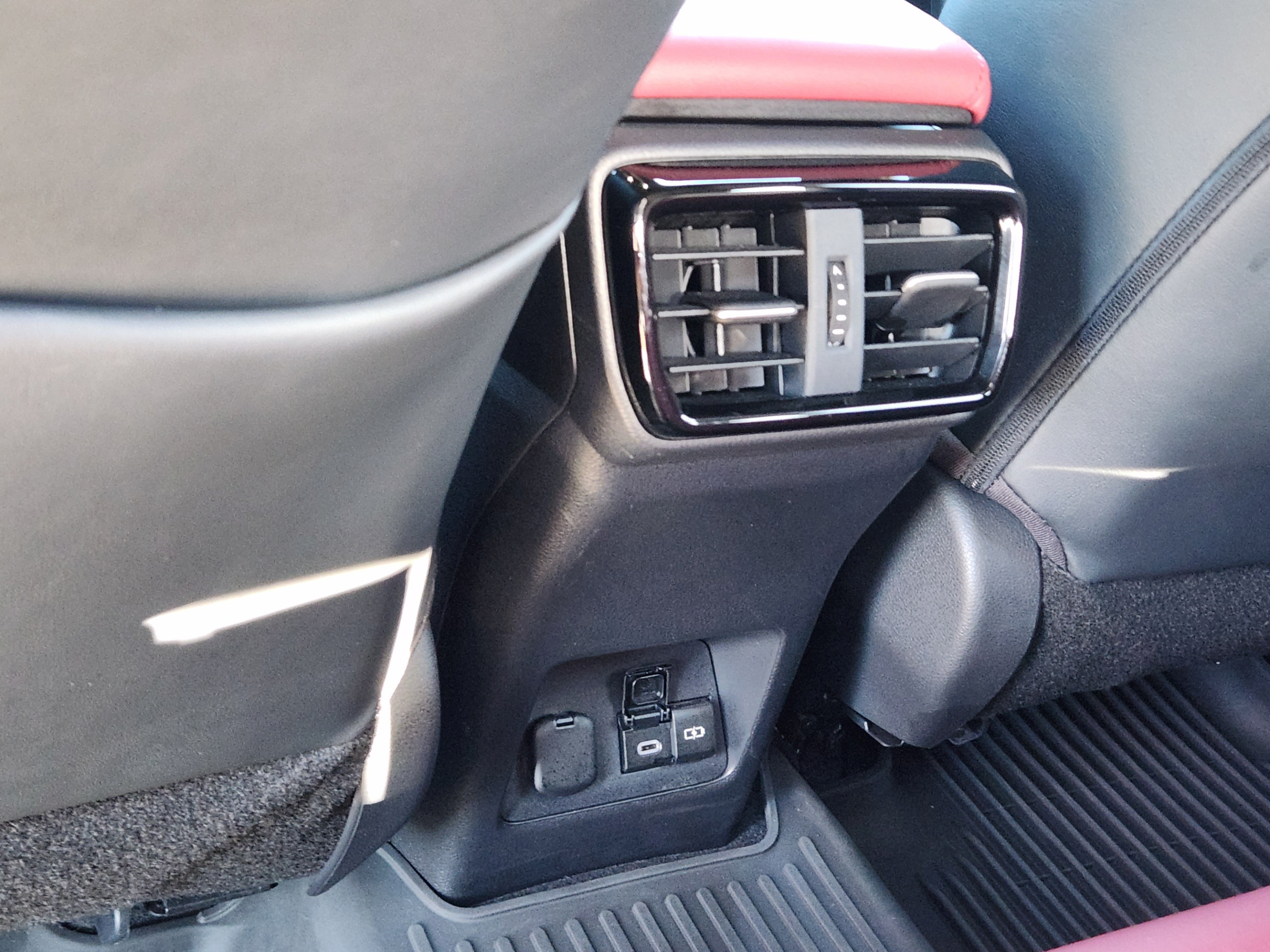 Used 2025 Lexus NX 350 AWD w/ Accessory Package (2T) image 27