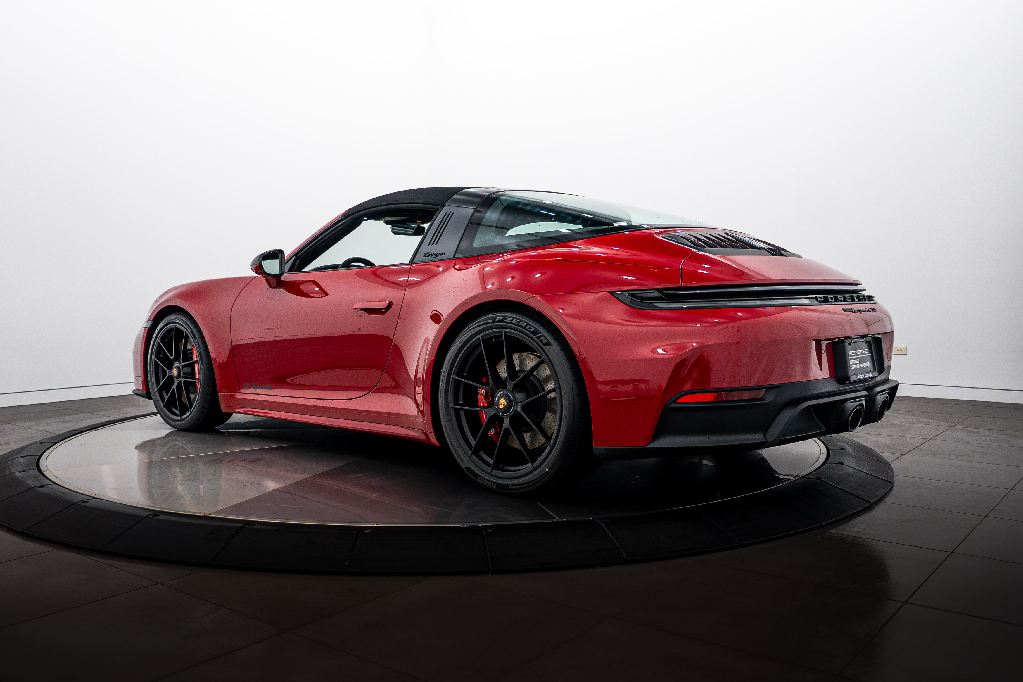 Certified 2026 Porsche 911 Targa 4 GTS image 27