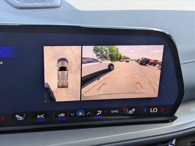 New 2026 Chevrolet Traverse LT w/ Enhanced Driving Package FWD image 13