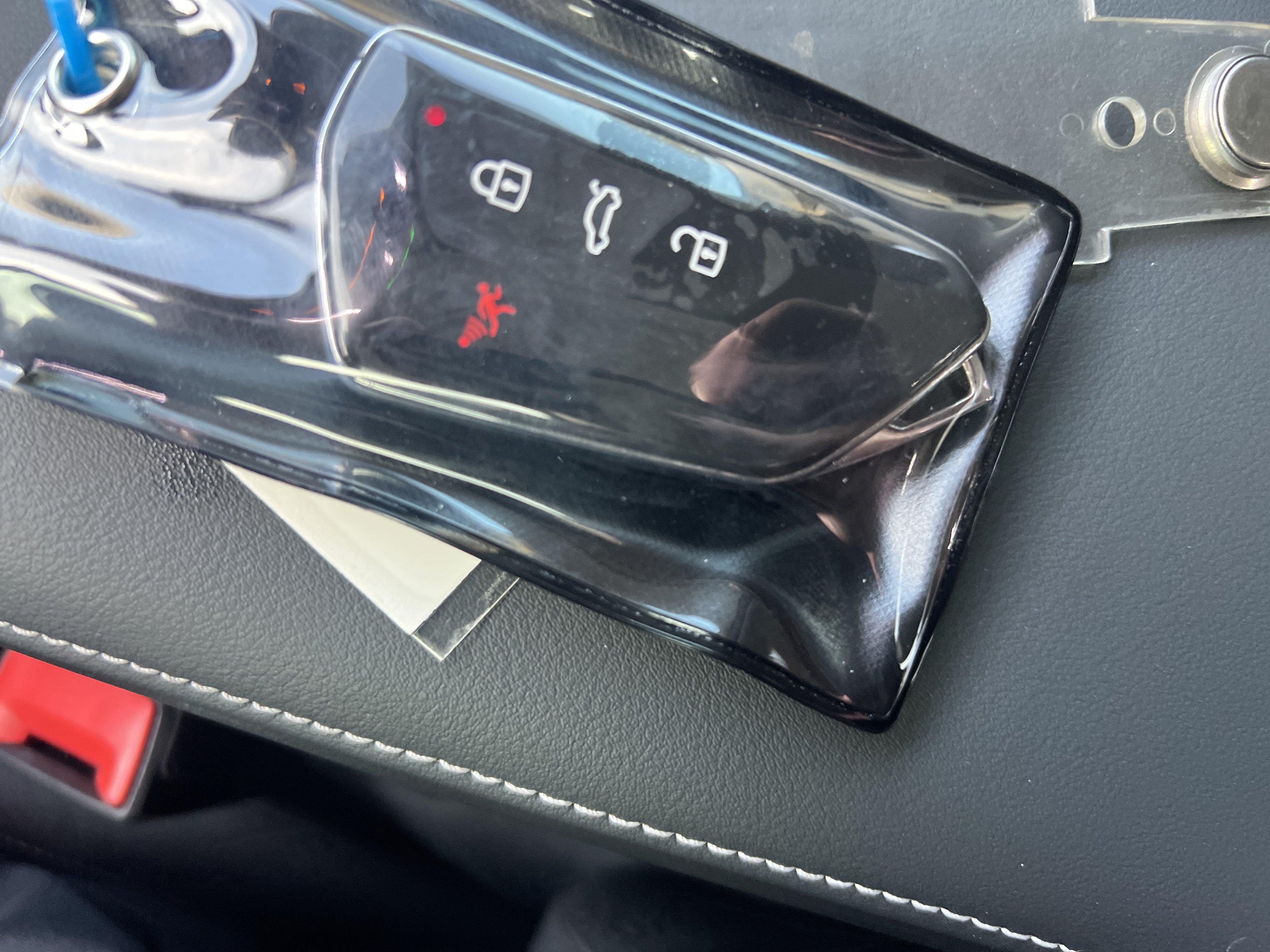 Used 2026 Volkswagen Tiguan S FWD image 30