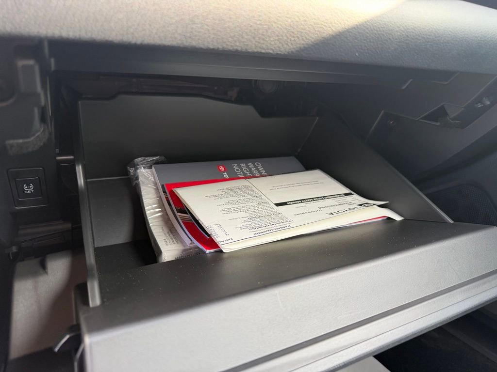 Certified 2025 Toyota GR86 w/ ALL Weather Mat Package (TMS) image 25