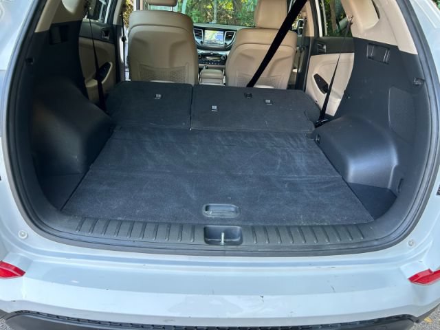 Used 2017 Hyundai Tucson SE Plus AWD/4WD image 30