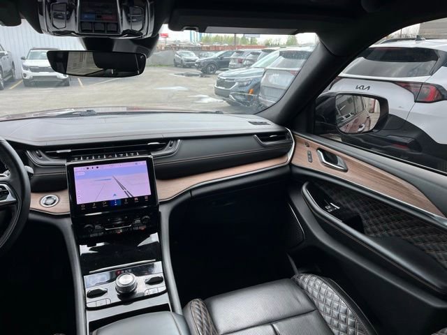 Used 2022 Jeep Grand Cherokee Summit AWD/4WD image 41