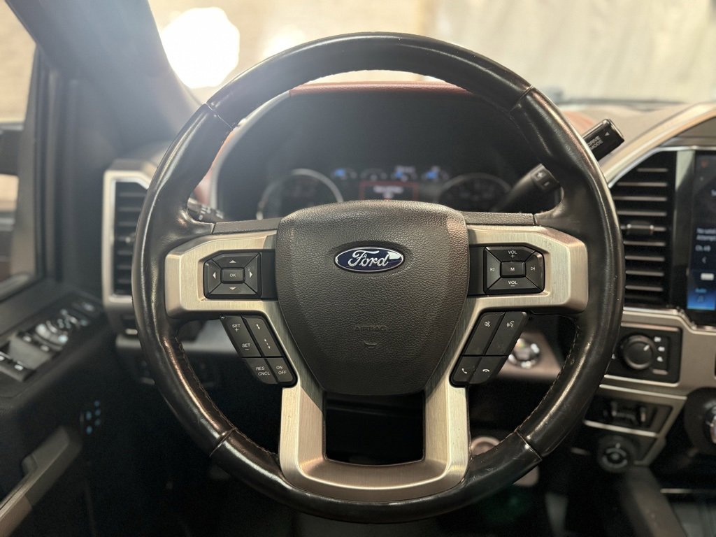 Used 2022 Ford F350 Platinum image 19