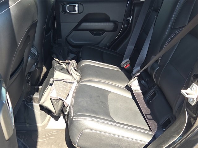 Used 2022 Jeep Gladiator Overland image 14