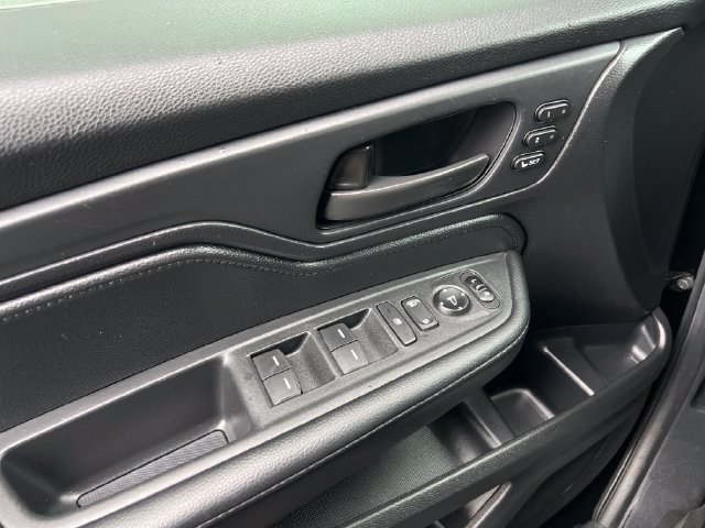 Certified 2025 Honda Odyssey Sport-L image 31