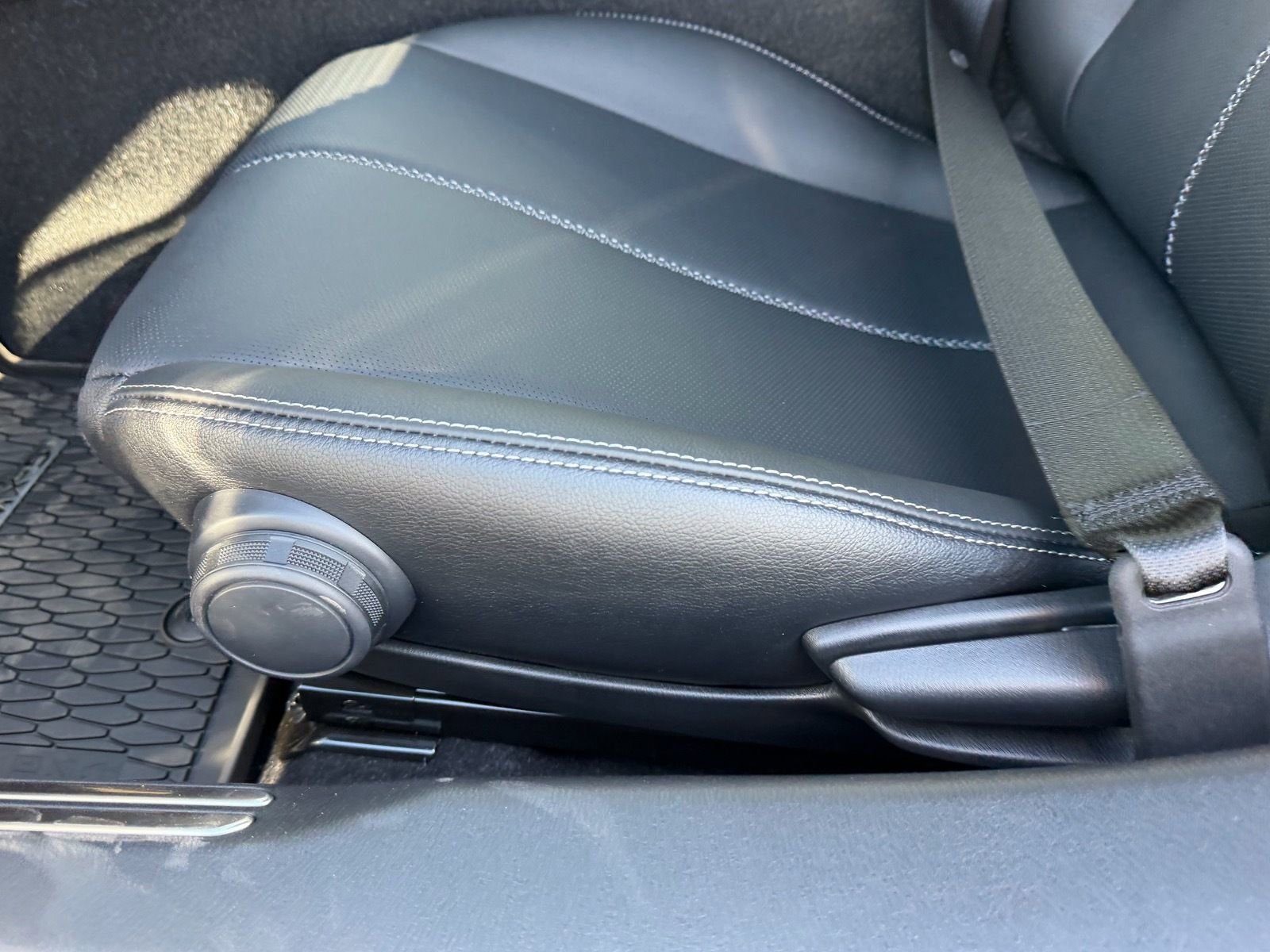 New 2026 MAZDA MX-5 Miata Grand Touring w/ Weather Package RWD image 19