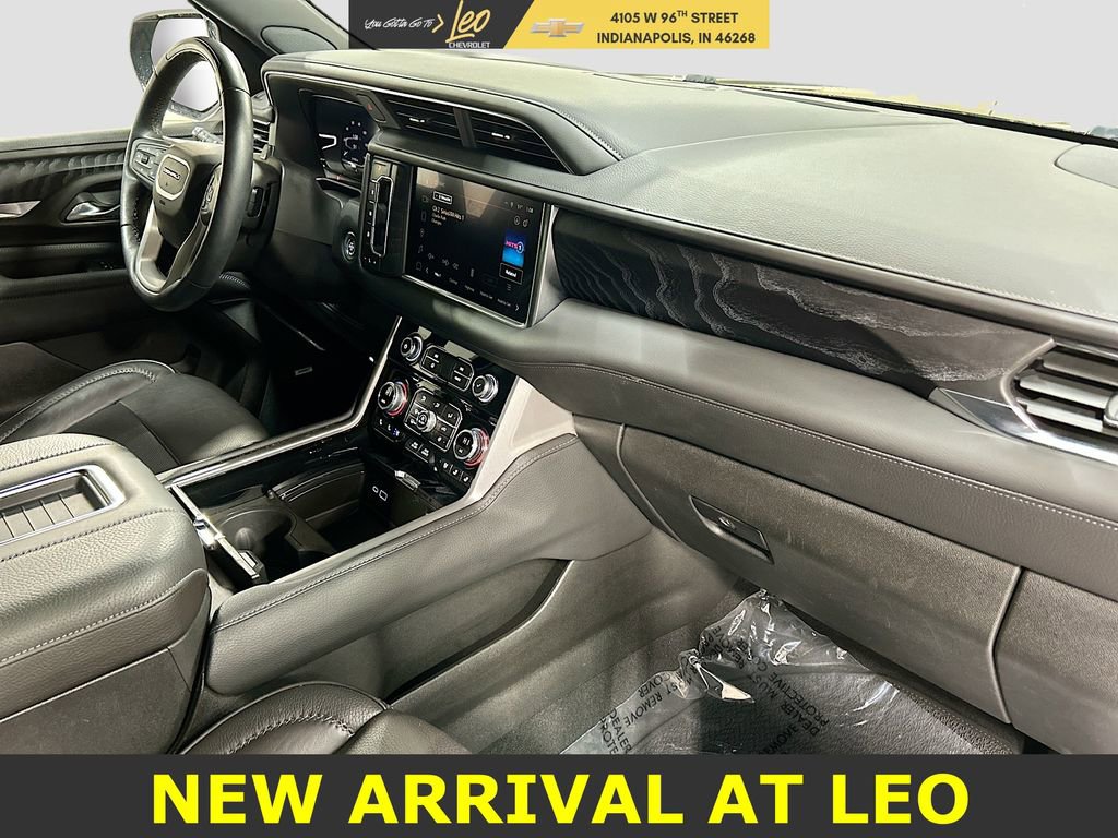 Used 2024 GMC Yukon XL Denali w/ Advanced Technology Package image 33