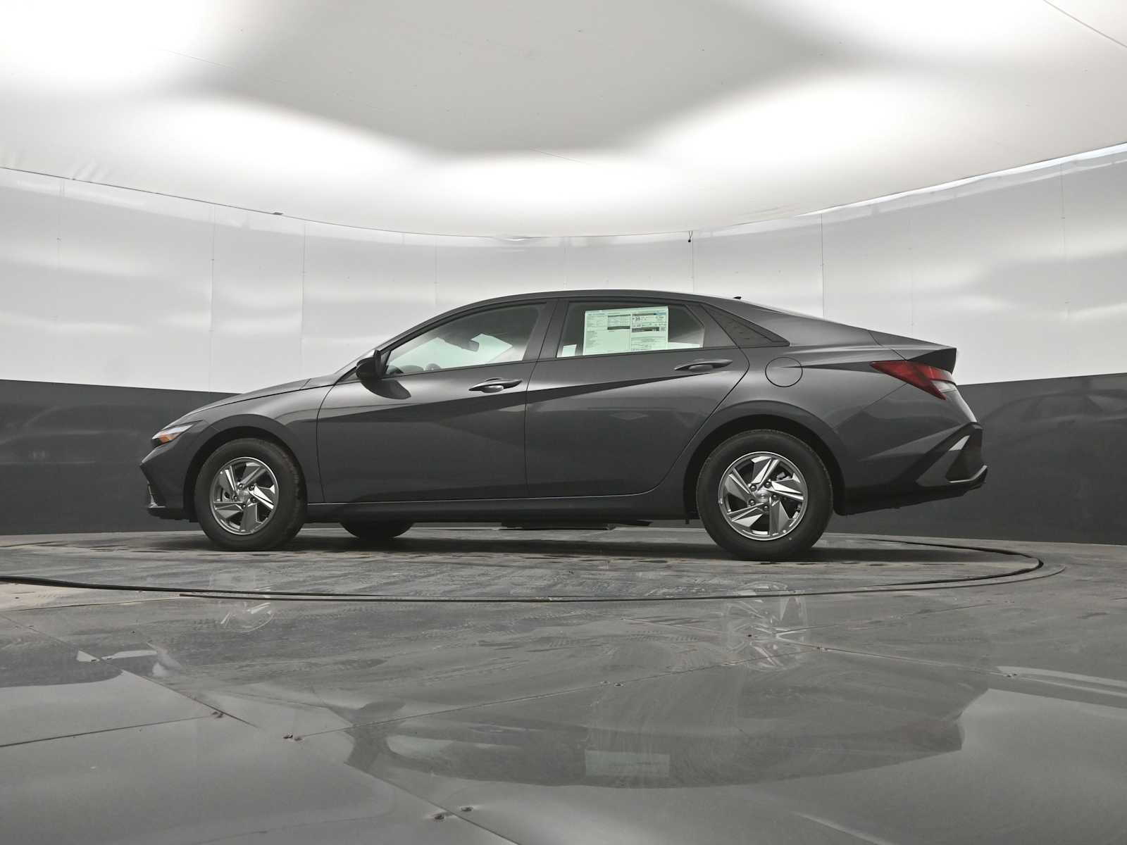 New 2026 Hyundai Elantra SE FWD image 35