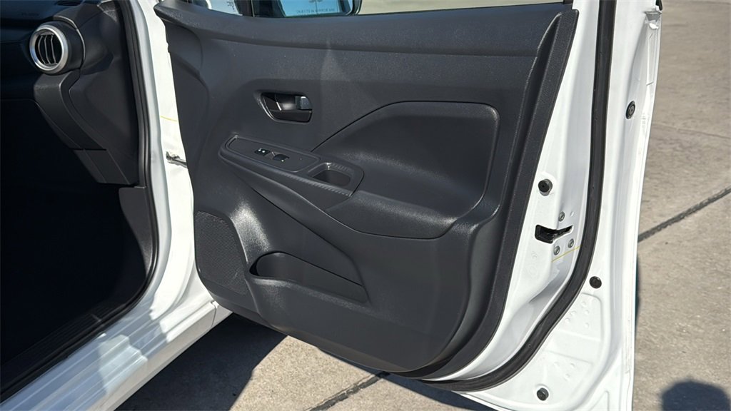 Used 2024 Nissan Versa S image 30