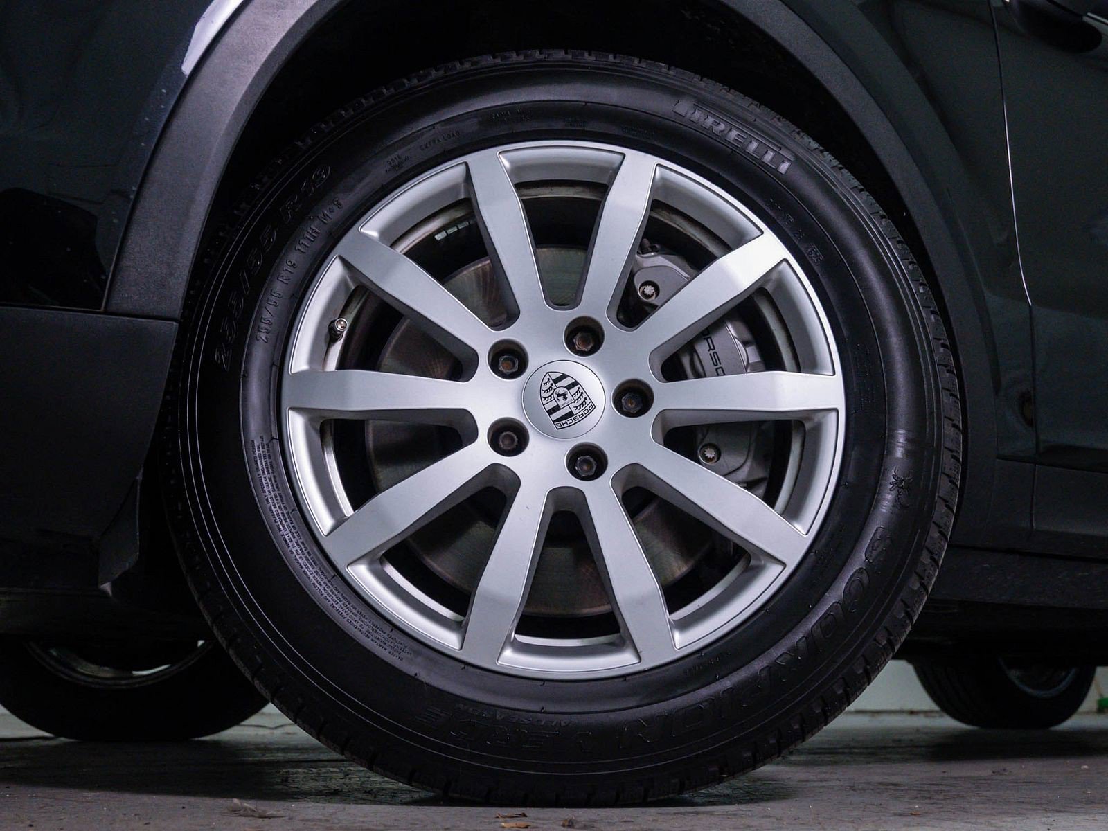 Used 2019 Porsche Cayenne S AWD/4WD image 6