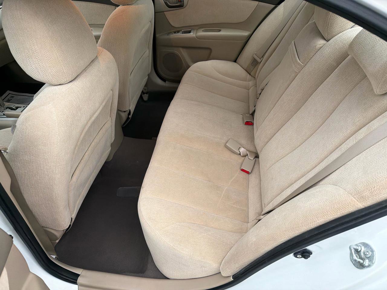 Used 2008 Kia Optima LX image 9