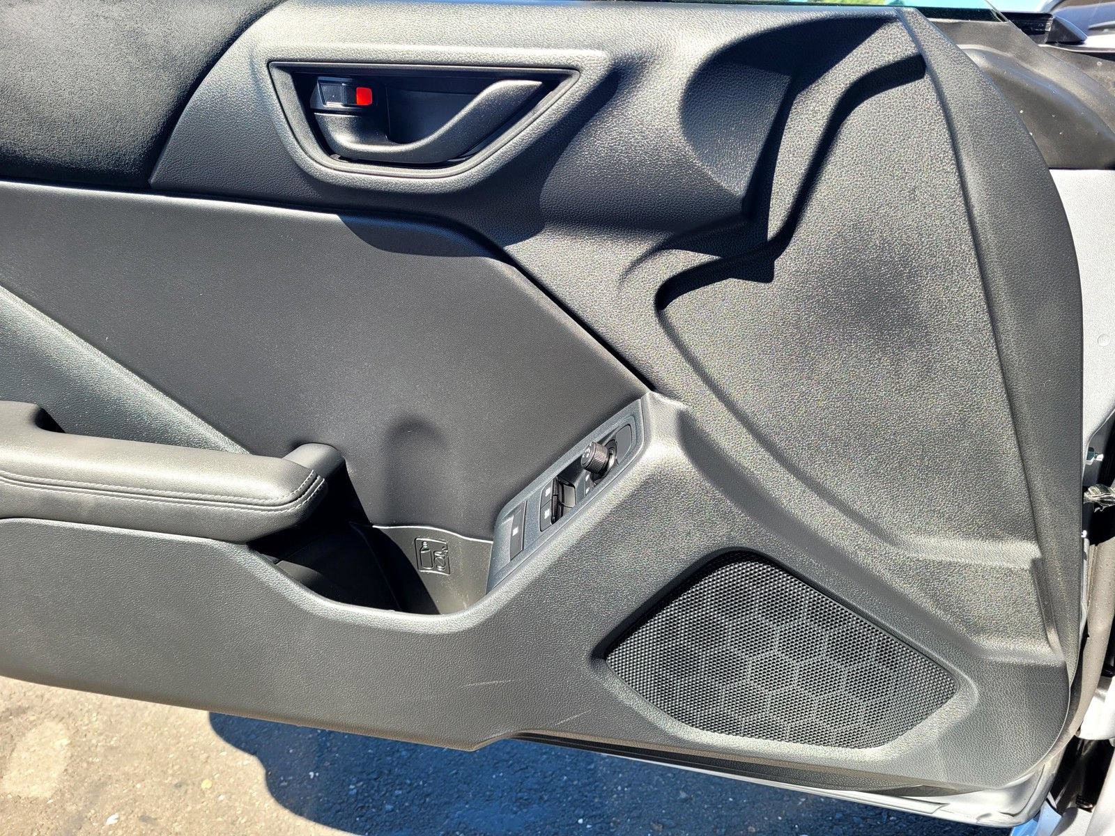 Used 2025 Toyota GR86 Premium w/ ALL Weather Mat Package (TMS) RWD image 20