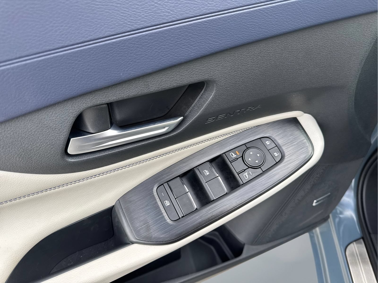 New 2026 Nissan Sentra SL w/ Floor Mat Package FWD image 17
