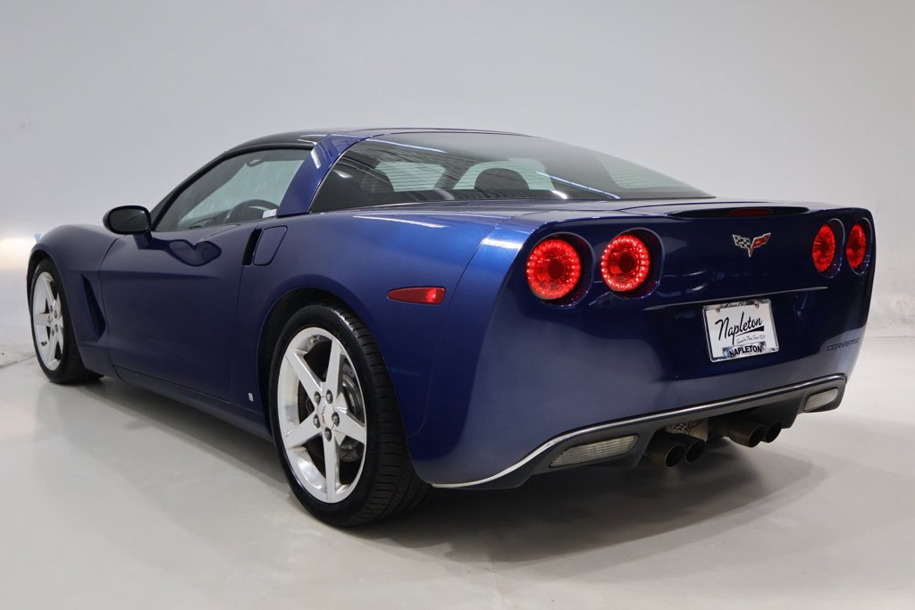 Used 2006 Chevrolet Corvette Coupe w/ Preferred Equipment Group RWD image 5