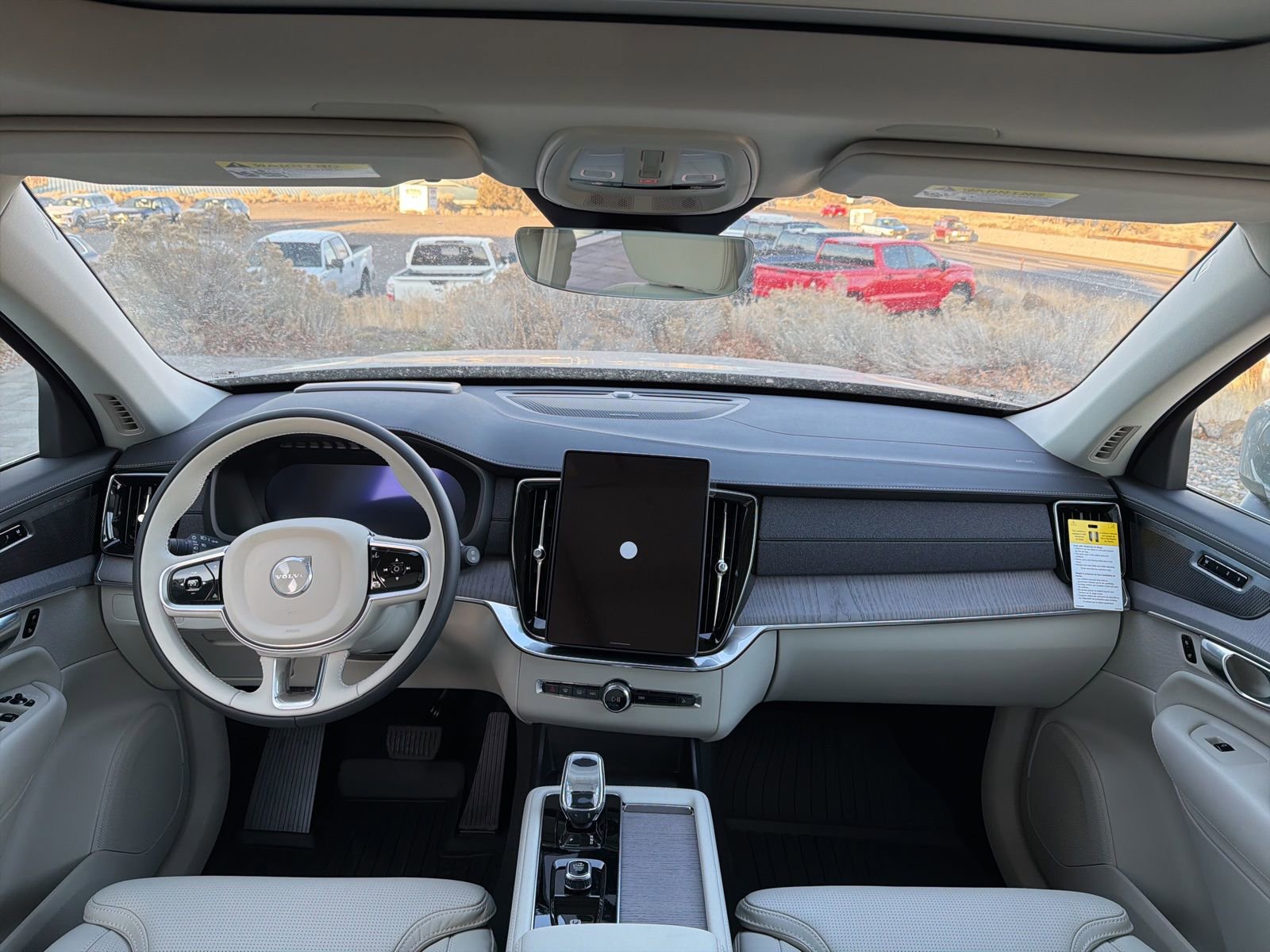 New 2026 Volvo XC90 B6 Ultra w/ Protection Package image 11