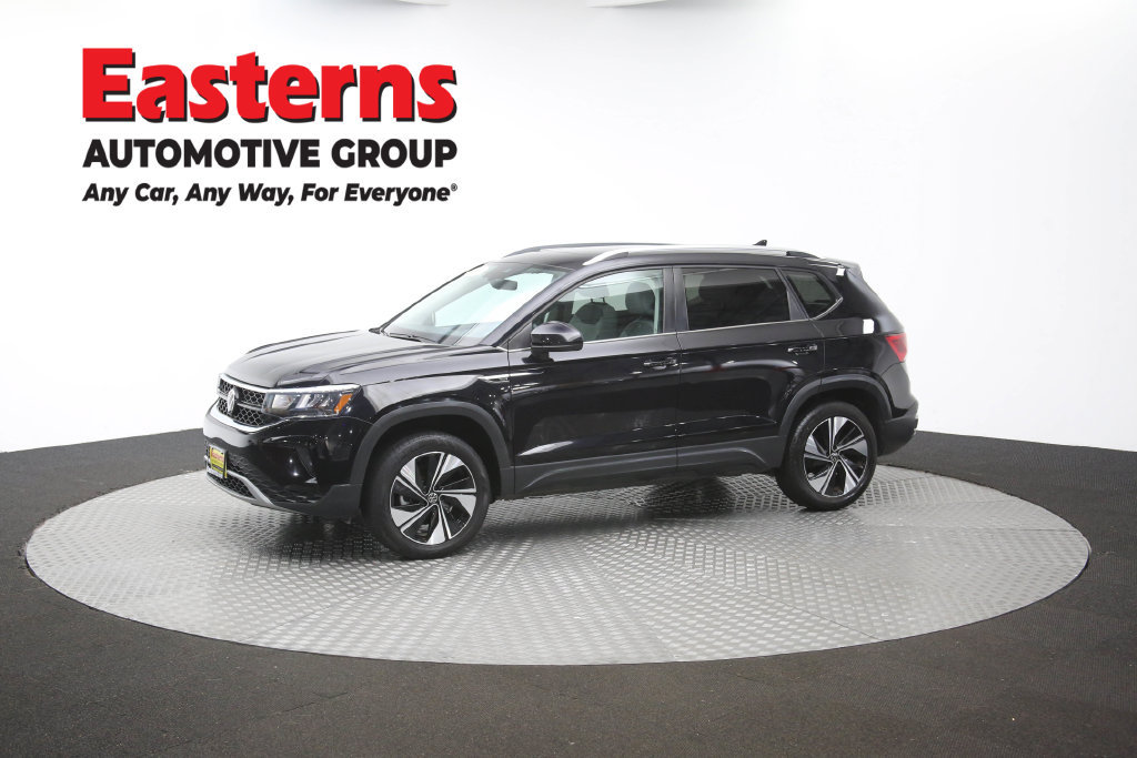 Used 2024 Volkswagen Taos SE AWD/4WD image 56