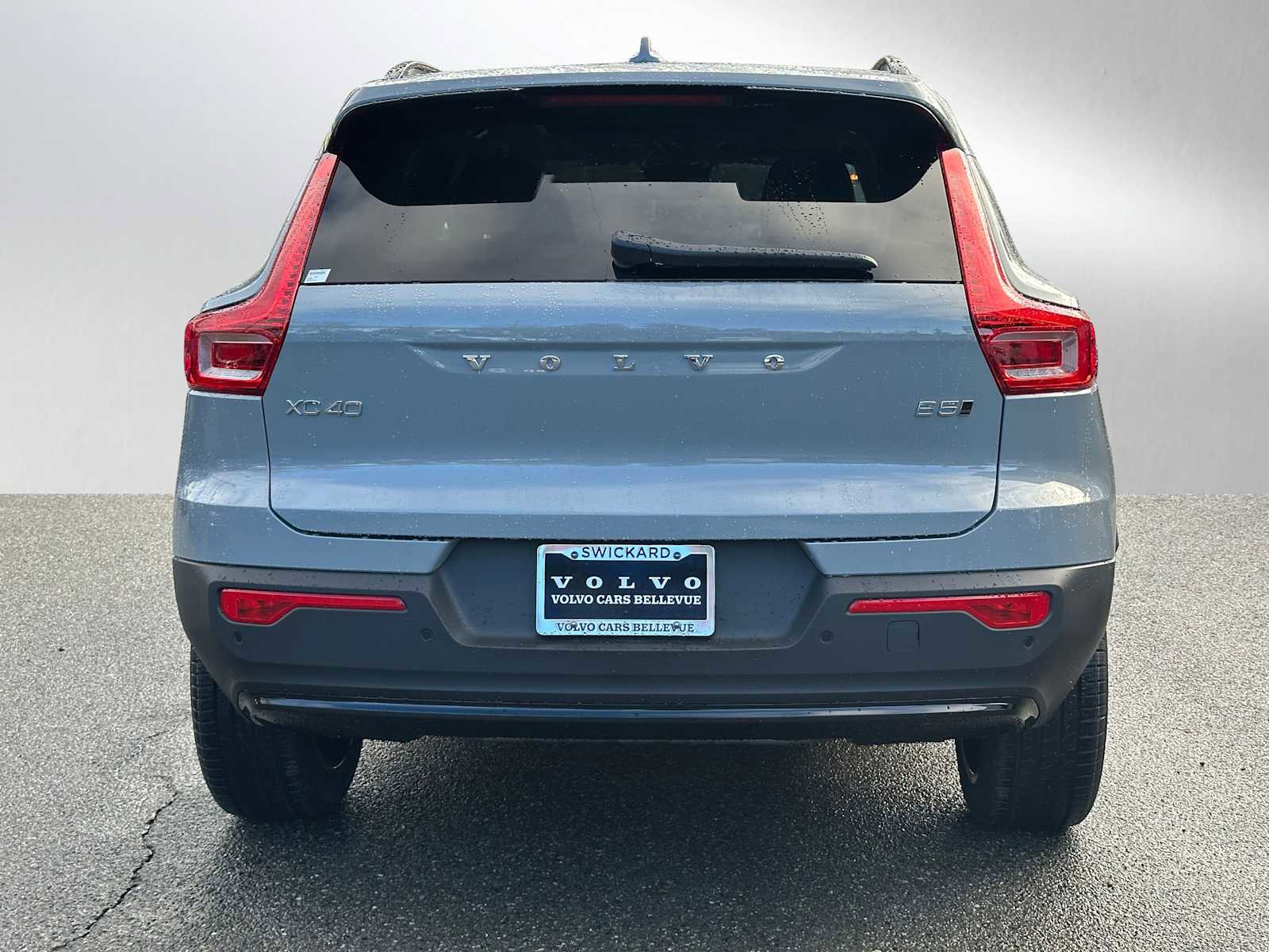 New 2026 Volvo XC40 B5 Ultra w/ Climate Package image 4