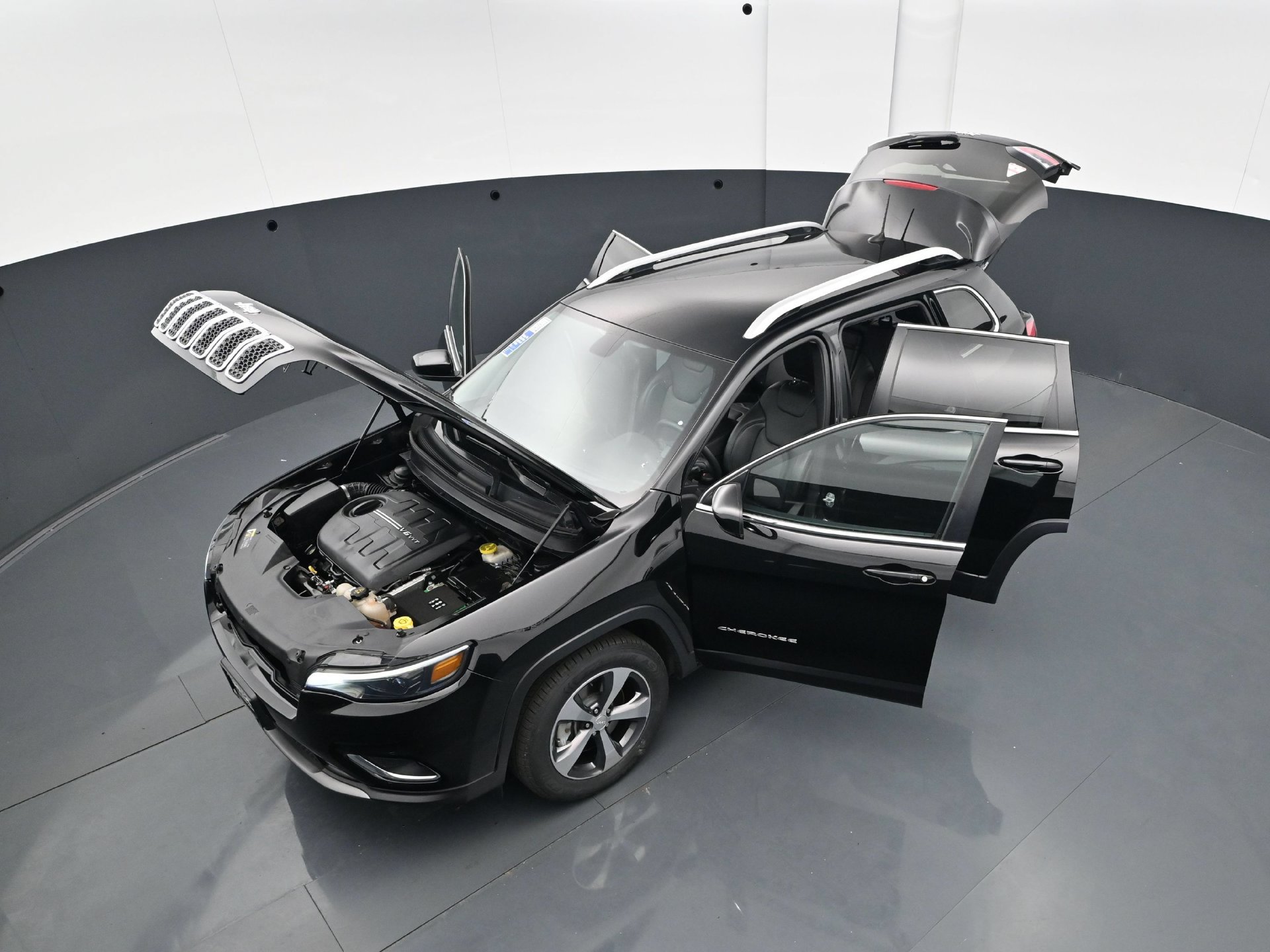 Used 2019 Jeep Cherokee Limited w/ Trailer Tow Group AWD/4WD image 40