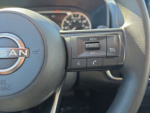 Used 2023 Nissan Rogue S AWD/4WD image 20