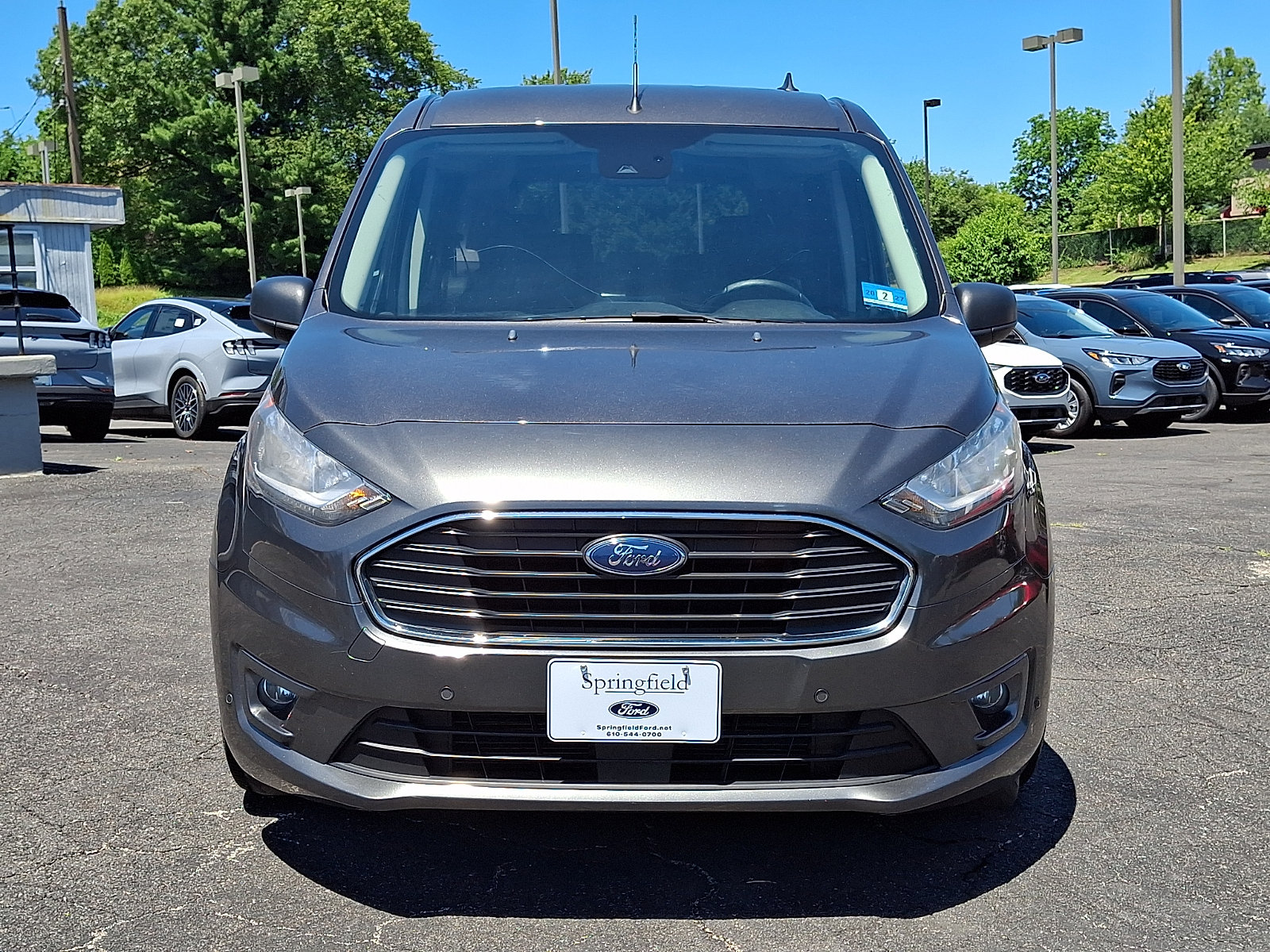 Used 2021 Ford Transit Connect XLT FWD image 2
