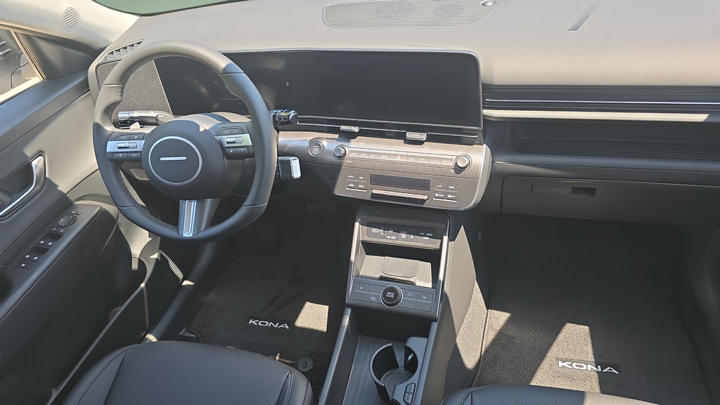 New 2026 Hyundai Kona SEL Premium FWD image 11