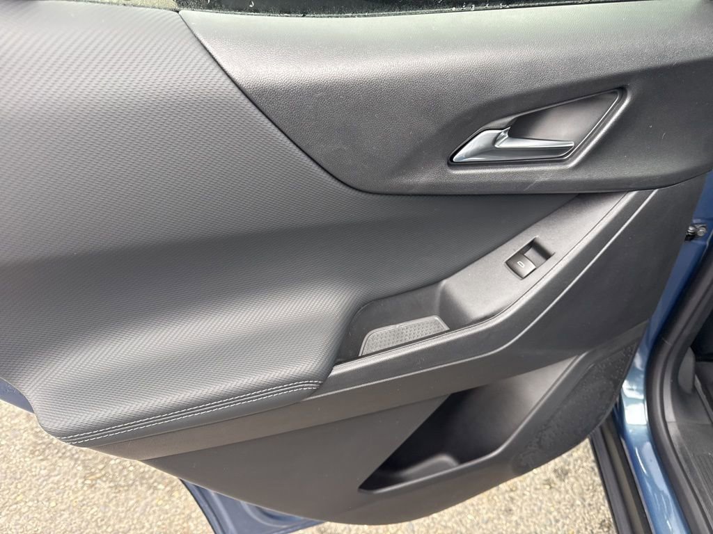 New 2026 Chevrolet Equinox LT w/ Convenience Package II image 31