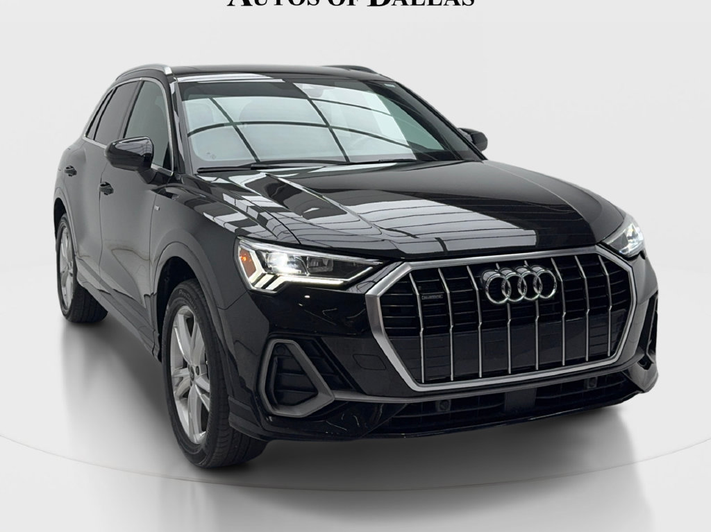 Used 2023 Audi Q3 2.0T Premium w/ Convenience Package AWD/4WD image 3