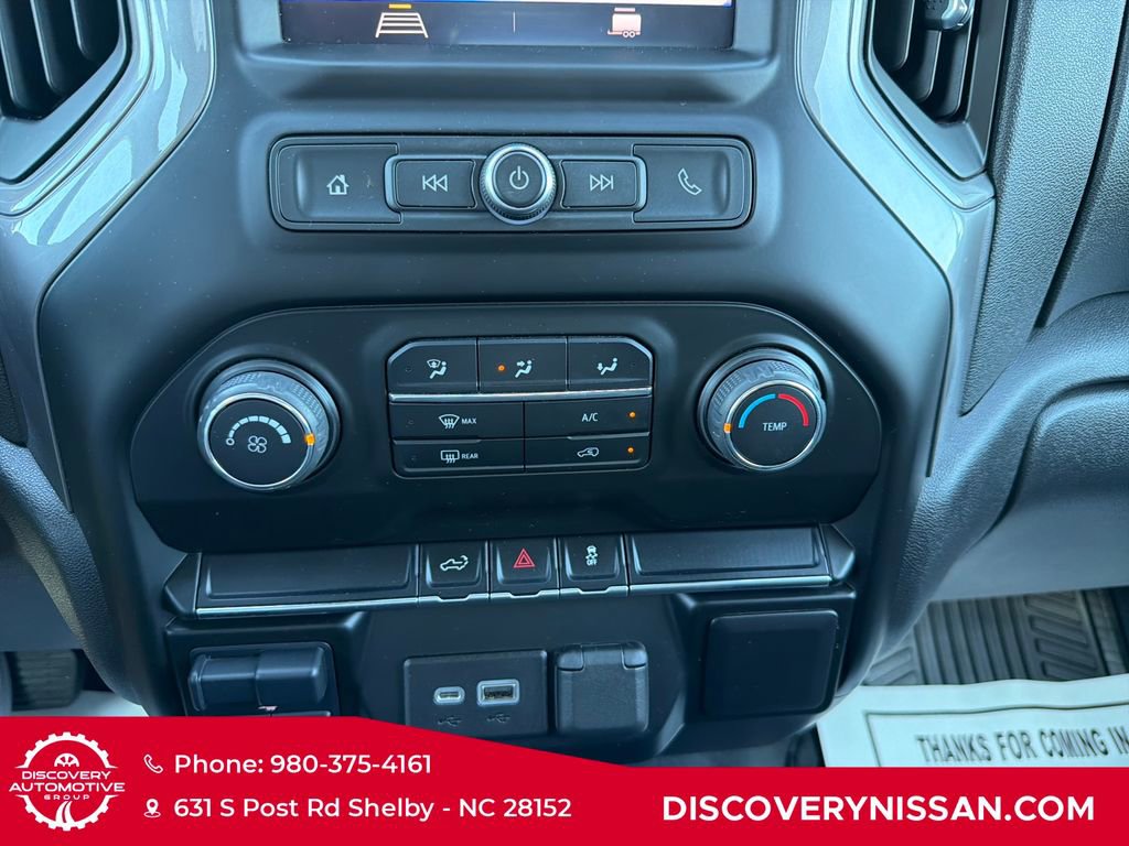Used 2021 Chevrolet Silverado 1500 Custom w/ Custom Max Trailering Package AWD/4WD image 24