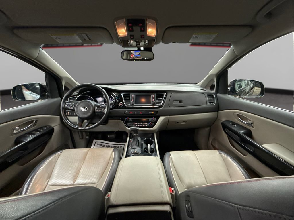 Used 2018 Kia Sedona EX image 27