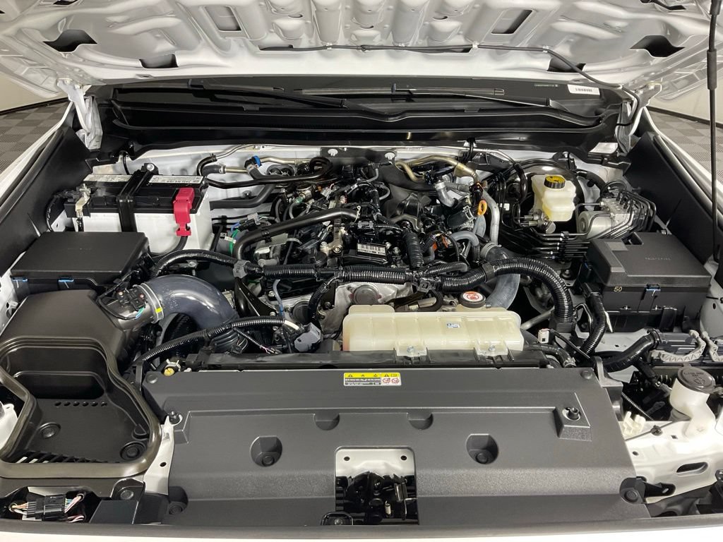 Used 2024 Toyota Tacoma SR5 RWD image 9