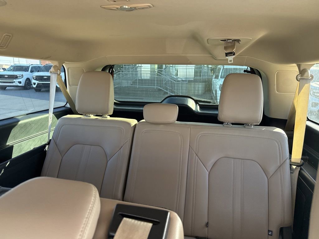 Used 2024 Ford Expedition Max Limited image 10
