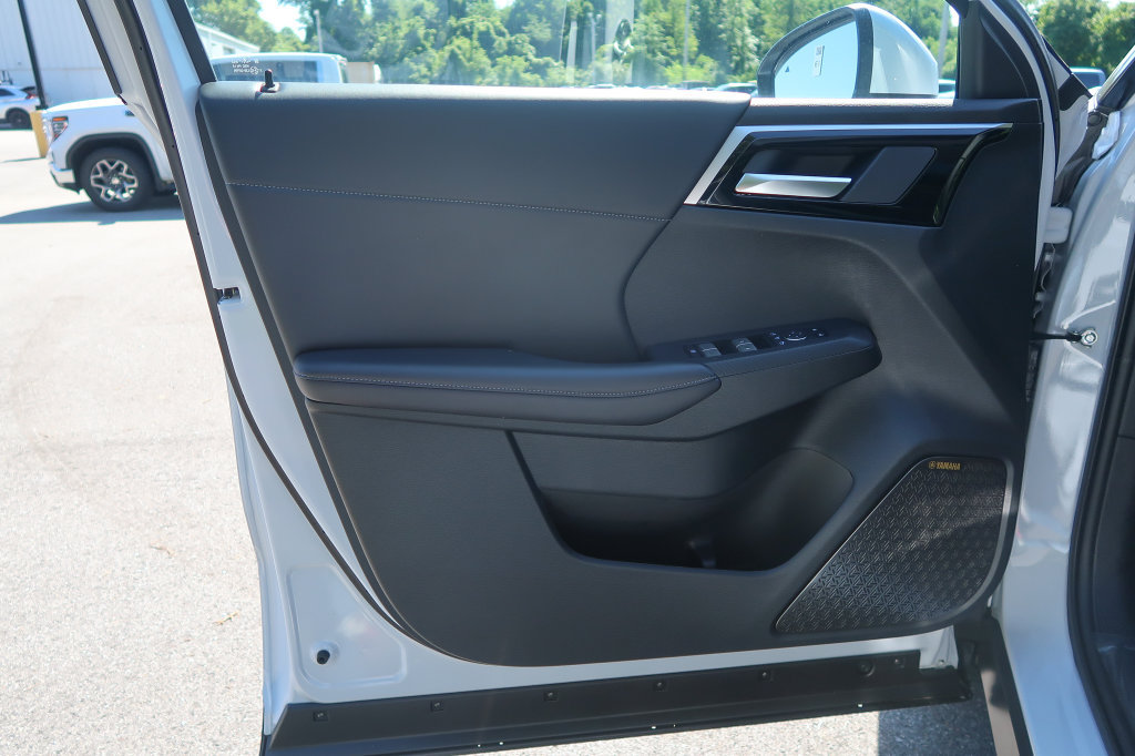 New 2026 Mitsubishi Outlander SE FWD image 24
