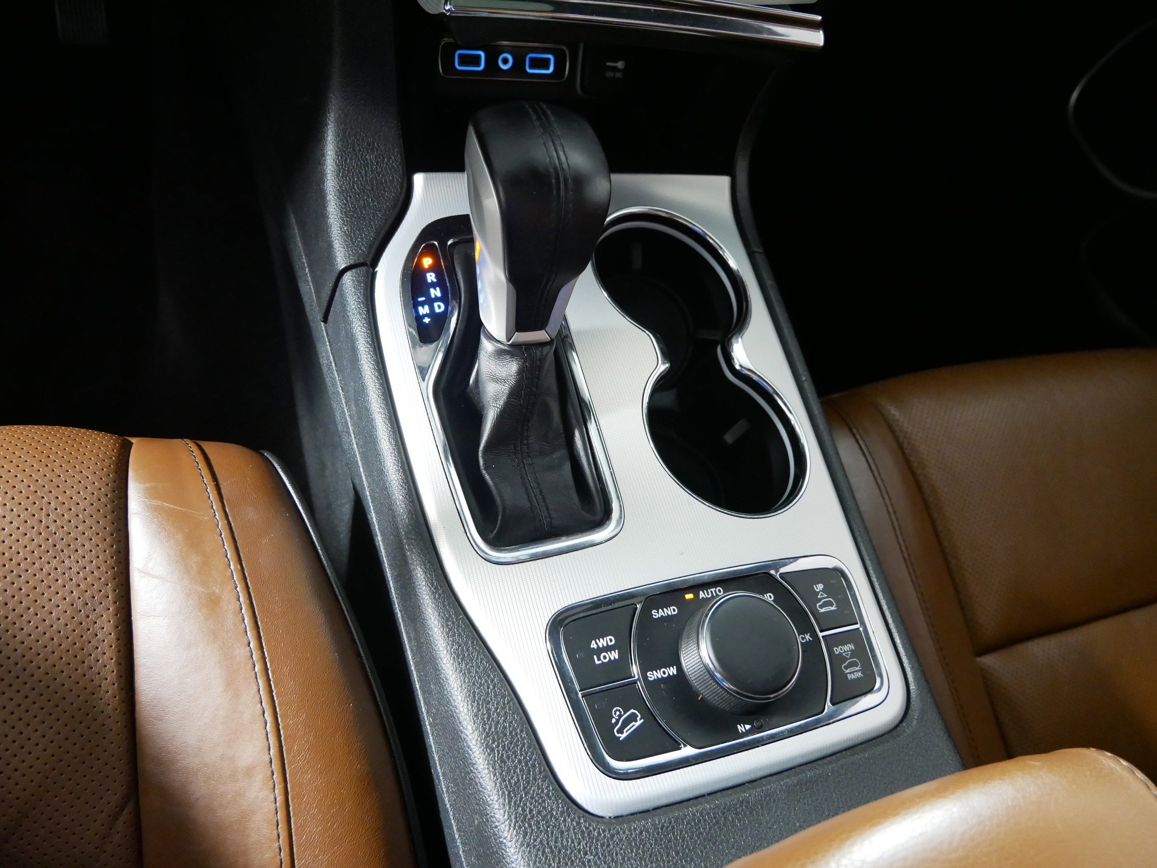 Used 2018 Jeep Grand Cherokee Summit image 24