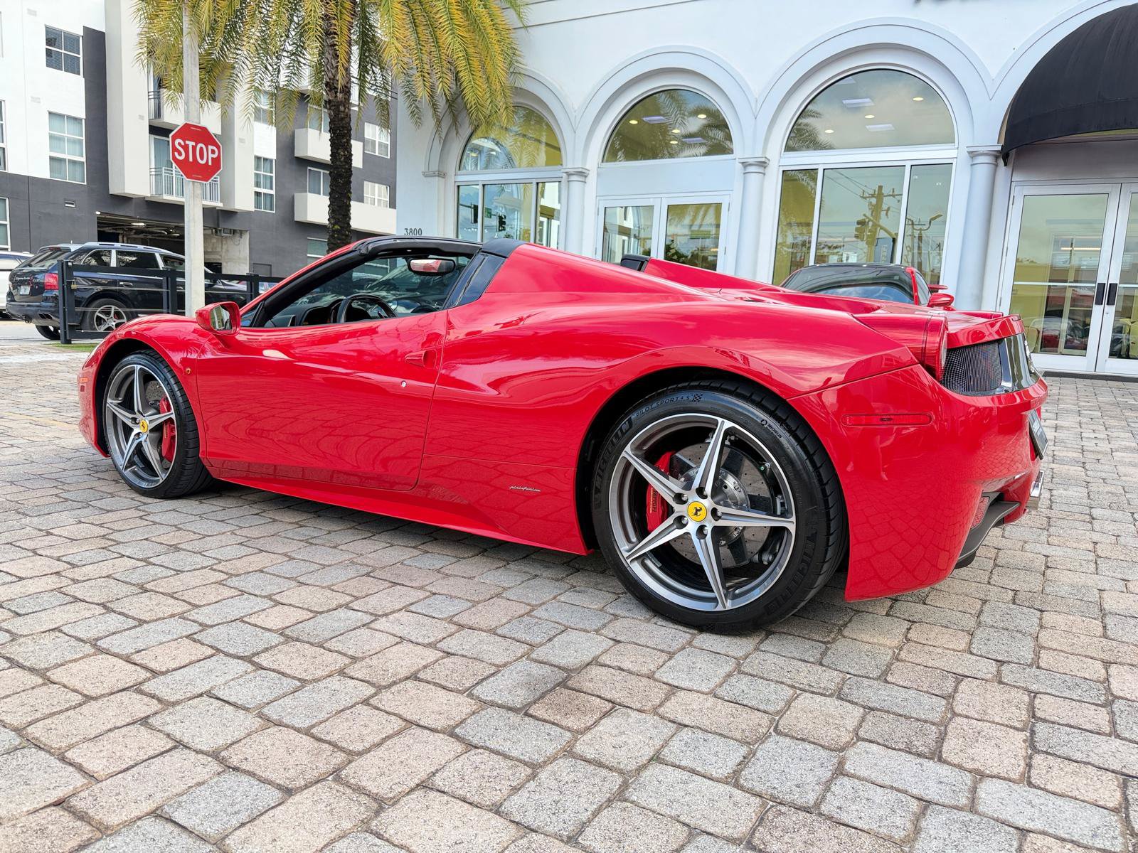 Used 2015 Ferrari 458 Spider RWD image 23