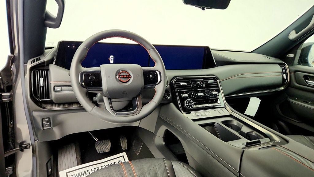 Used 2025 Nissan Armada PRO-4X AWD/4WD image 12