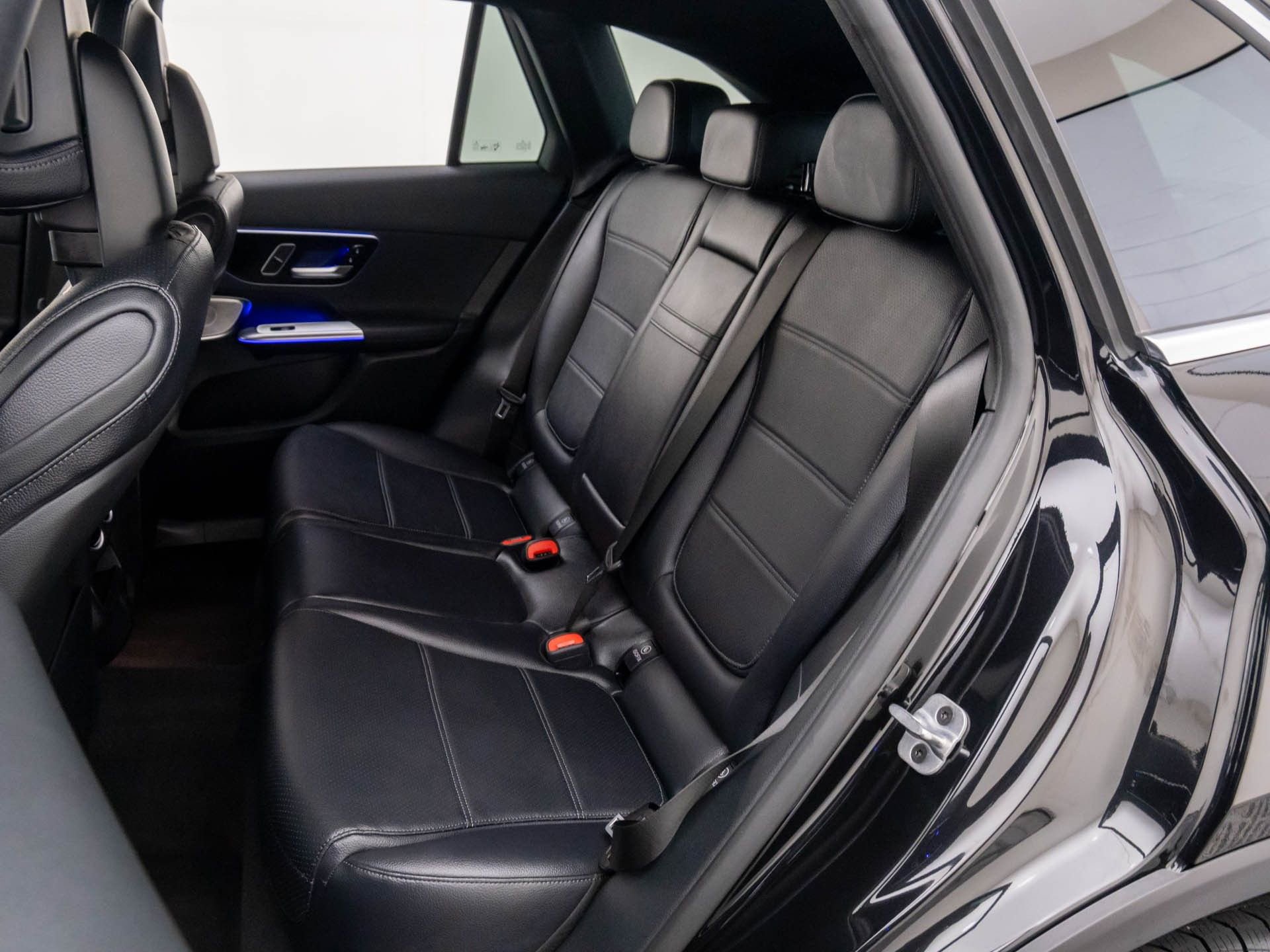 New 2025 Mercedes-Benz GLC 300 4MATIC image 16