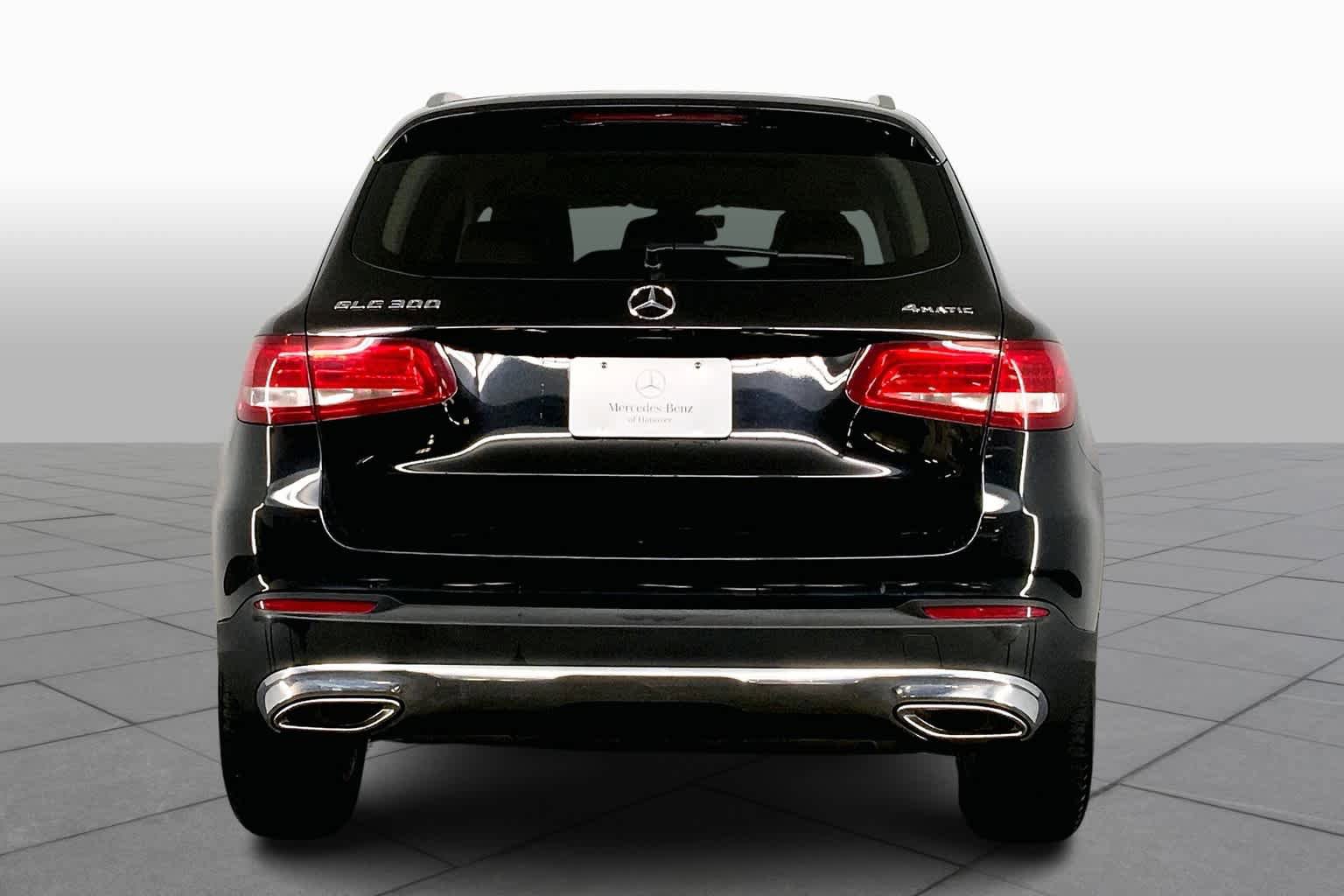 Used 2018 Mercedes-Benz GLC 300 4MATIC image 5