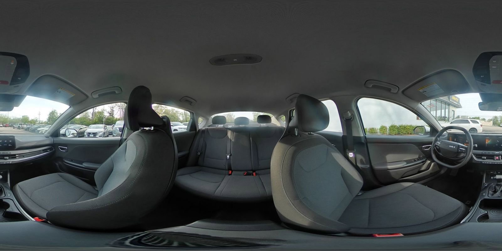 Used 2025 Kia K4 LXS image 41