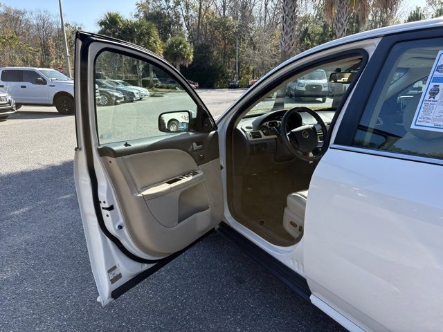 Used 2009 Mercury Sable Premier image 9