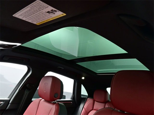 New 2026 Porsche Macan image 13