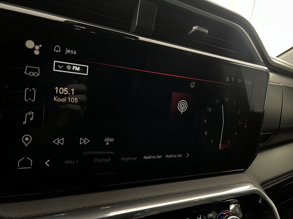 Used 2024 GMC Sierra 3500 Denali w/ Denali Reserve Package image 39