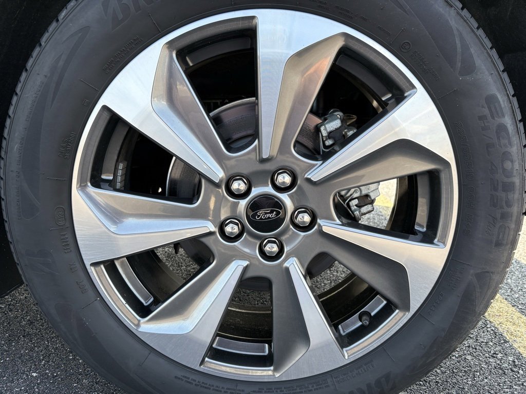 Used 2024 Ford Escape Platinum image 34