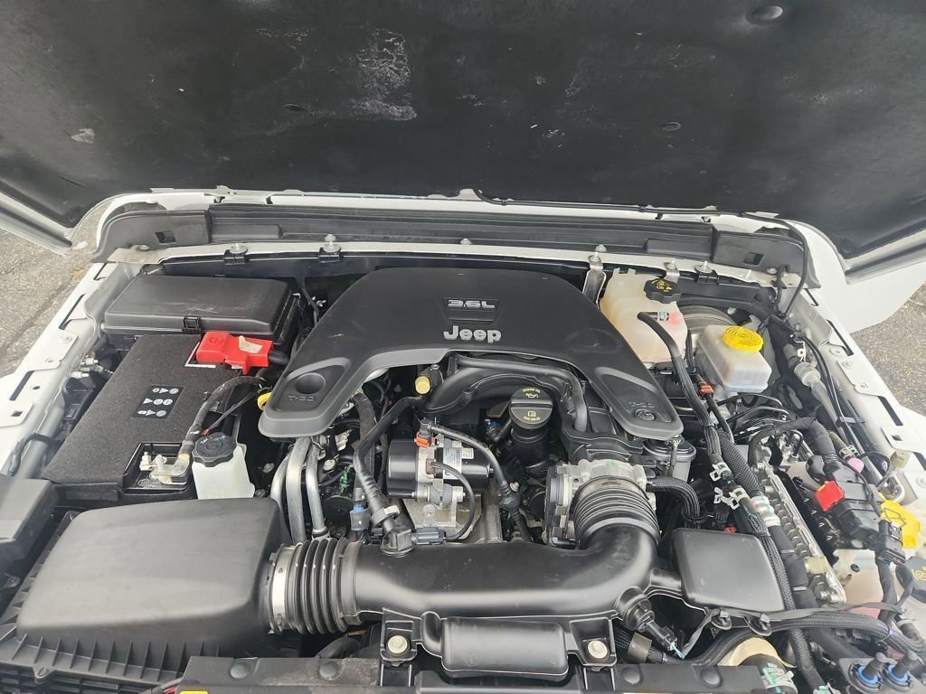 Used 2021 Jeep Wrangler Unlimited Sahara image 21