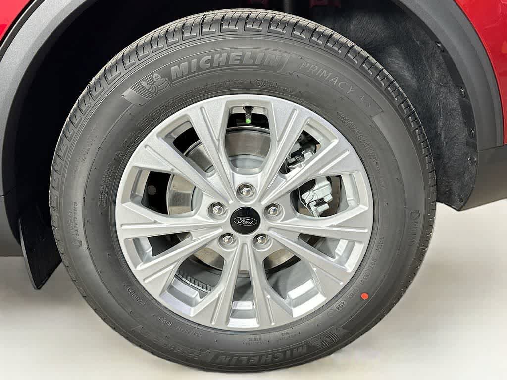New 2026 Ford Escape Active FWD image 8